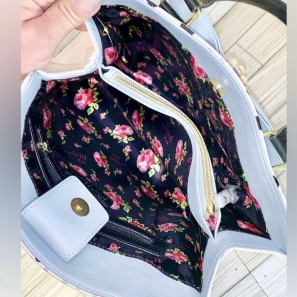 Betsy Johnson Blue Bow with Polka Dots Satchel - Picture 4 of 9